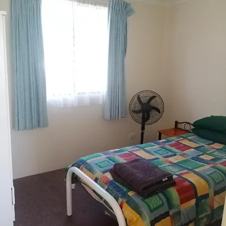 Weslan Accommodation Kalgoorlie Exterior photo